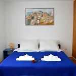 Lux Affittacamere 3*